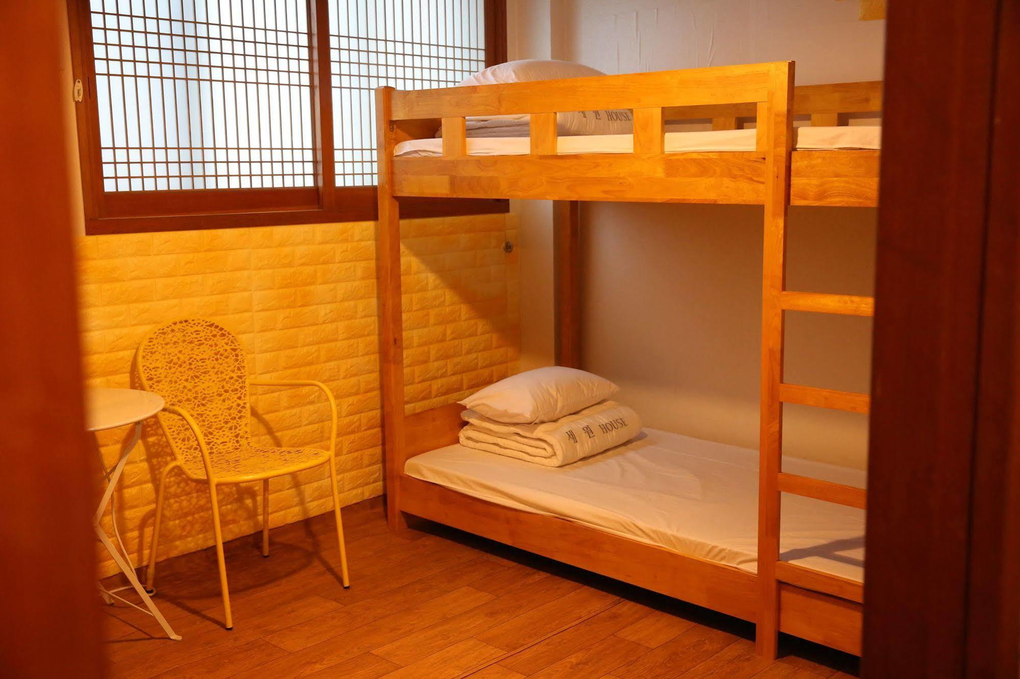 Yes Guesthouse Pusan Exteriér fotografie